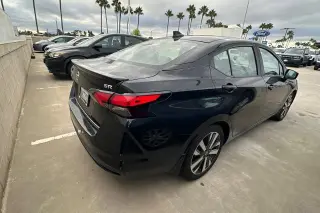 Nissan Versa 2020 SR 4dr Sedán