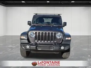 Jeep Wrangler Unlimited 2018 4x4 Deportivo 4dr SUV (lanzamiento a mitad de año)