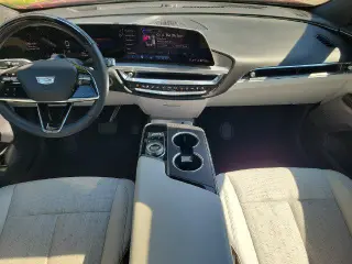 Cadillac LYRIQ 2024 AWD Deportivo 2 4dr SUV