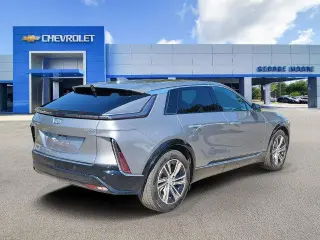 Cadillac LYRIQ 2024 AWD Luxury 1 4dr SUV