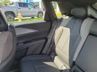 Cadillac LYRIQ 2024 AWD Tech 4dr SUV