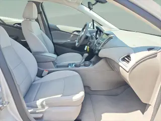 Chevrolet Cruze 2017 LT Auto 4dr Sedán
