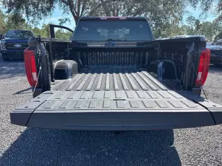 GMC Sierra 1500 2025 4x4 SLT 4dr Crew Cab 5.8 ft. SB