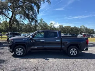 GMC Sierra 1500 2025 4x4 SLT 4dr Crew Cab 5.8 ft. SB