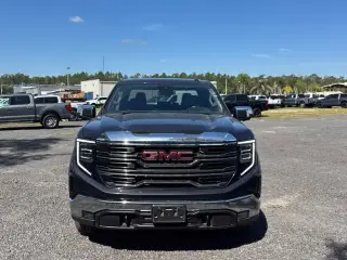 GMC Sierra 1500 2025 4x4 SLT 4dr Crew Cab 5.8 ft. SB