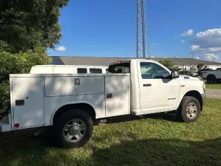 Ram 2500 2022 4x4 Tradesman 2dr Regular Cab 8 ft. LB Pickup