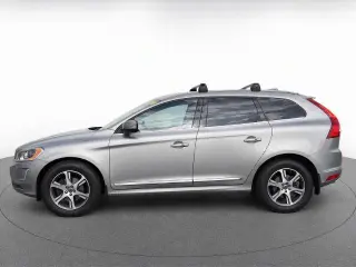 Volvo XC60 2015 AWD T6 4dr SUV (lanzamiento de mitad de año)