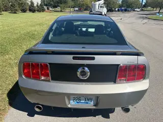 Ford Mustang 2009 GT Premium coupe de dos puertas