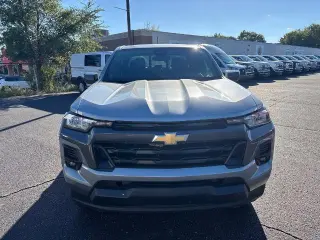Chevrolet Colorado 2023 4x4 LT 4dr Crew Cab 5 ft. SB