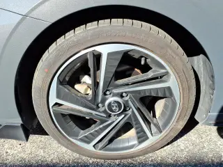 Hyundai ELANTRA 2023 N Line 4dr Sedán