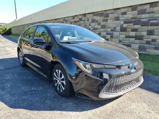 Toyota Corolla Híbrido 2022 LE 4dr Sedán