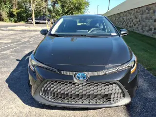 Toyota Corolla Híbrido 2022 LE 4dr Sedán