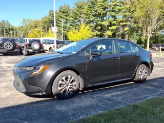 Toyota Corolla Híbrido 2022 LE 4dr Sedán