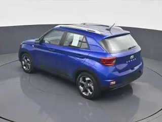 Hyundai VENUE 2024 SEL 4dr Crossover