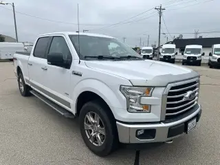 Ford F-150 2015 4x4 XLT 4dr SuperCrew 5.5 ft. SB