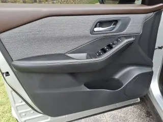 Nissan Rogue 2021 AWD SV 4dr Crossover