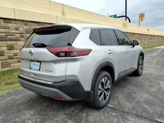 Nissan Rogue 2021 AWD SV 4dr Crossover