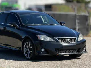 Lexus IS 250 2013 4dr Sedán