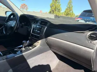 Lexus IS 250 2013 4dr Sedán