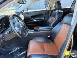 Lexus IS 250 2013 4dr Sedán