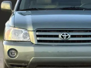 Toyota Highlander 2005 AWD 4dr SUV V6 w/3rd Row