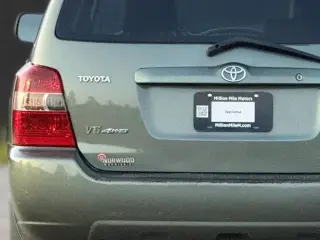 Toyota Highlander 2005 AWD 4dr SUV V6 w/3rd Row