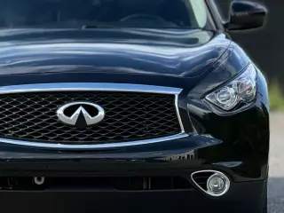 INFINITI QX70 2017 AWD 4puertas SUV