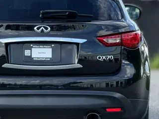 INFINITI QX70 2017 AWD 4puertas SUV