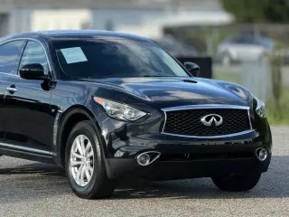INFINITI QX70 2017 AWD 4puertas SUV