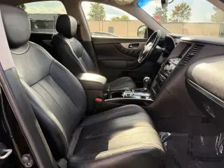 INFINITI QX70 2017 AWD 4puertas SUV