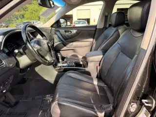 INFINITI QX70 2017 AWD 4puertas SUV