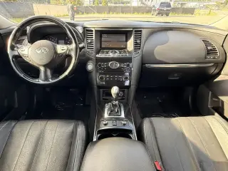 INFINITI QX70 2017 AWD 4puertas SUV