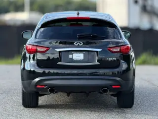INFINITI QX70 2017 AWD 4puertas SUV