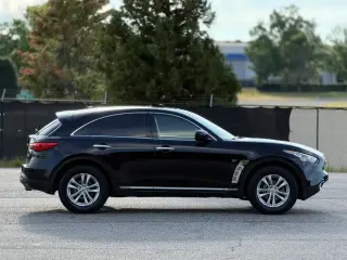 INFINITI QX70 2017 AWD 4puertas SUV