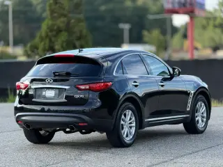 INFINITI QX70 2017 AWD 4puertas SUV