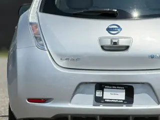 Nissan LEAF 2012 SV 4dr Hatchback