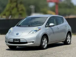 Nissan LEAF 2012 SV 4dr Hatchback