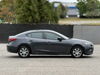 Mazda Mazda3 2014 i SV 4dr Sedán 6M