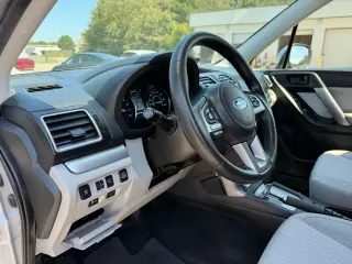 Subaru Forester 2017 AWD 2.5i Premium 4dr Wagon CVT