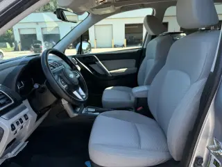 Subaru Forester 2017 AWD 2.5i Premium 4dr Wagon CVT