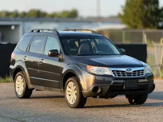 Subaru Forester 2011 tracción total 2.5X Premium Sedan/Wagon 4 puertas 4A