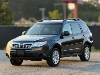 Subaru Forester 2011 tracción total 2.5X Premium Sedan/Wagon 4 puertas 4A