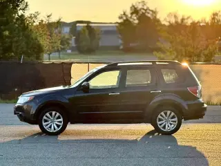 Subaru Forester 2011 tracción total 2.5X Premium Sedan/Wagon 4 puertas 4A