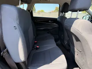 Kia Sorento 2020 AWD LX 4dr SUV