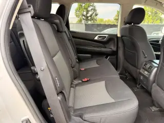 Nissan Pathfinder 2018 4x4 S 4dr SUV
