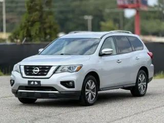 Nissan Pathfinder 2018 4x4 S 4dr SUV
