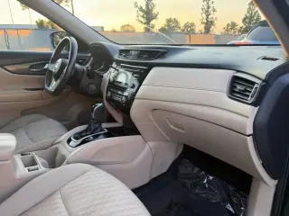 Nissan Rogue 2017 AWD S 4dr Crossover