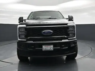 Ford F-250 Super Duty 2023 4x4 XL 4dr Crew Cab 6.8 ft. SB Pickup