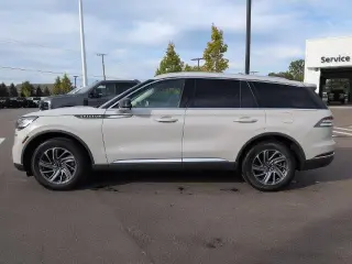 Lincoln Aviator 2021 AWD Estándar 4dr SUV