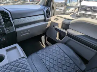 Ford F-250 Super Duty 2022 4x4 XLT 4 puertas Crew Cab 8 pies LB Pickup